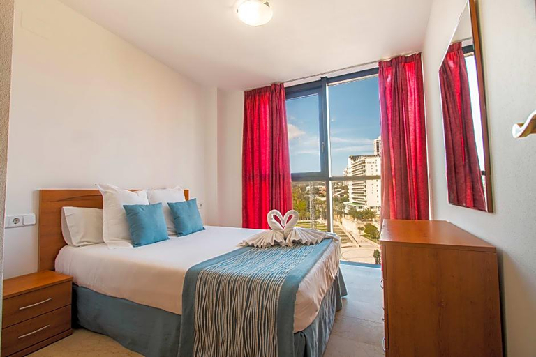 Bedroom 2, Apartamentos Magic Atrium Plaza., Alicante