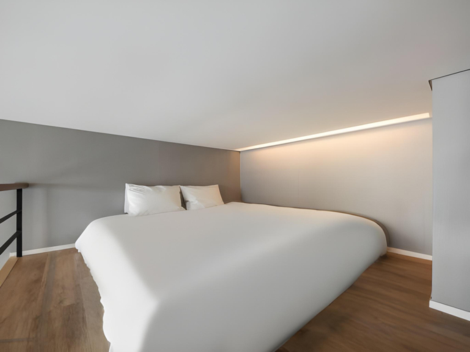 Bedroom 2, Northharbor Hotel, Yeongdo