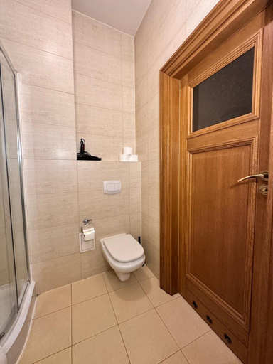 Shower 3, Mikolajska Apartments with Lift, Kraków City