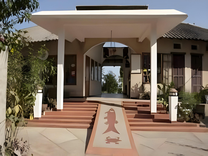 Others 4, Hotel Kadiandoumagne, Ziguinchor