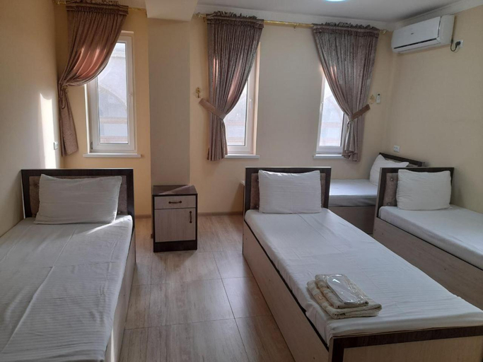 Others 4, Ikat Terrace, Buxoro
