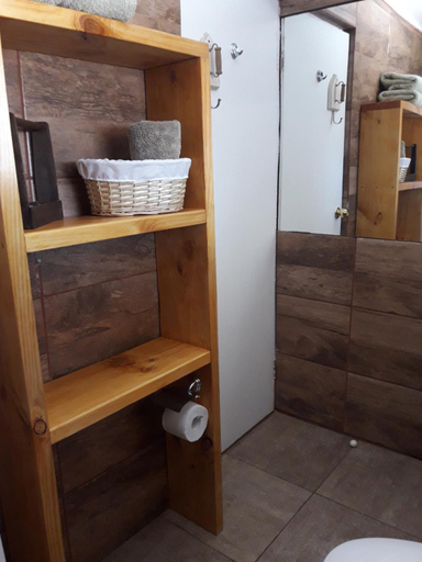 Bathroom 2, Hostal Arce Marron, Valparaíso
