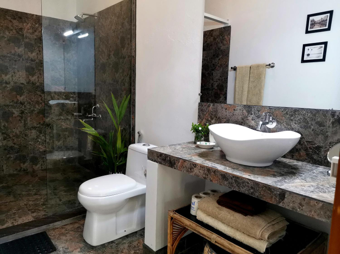 Bathroom, Satta Beach Deluxe, Thiruvananthapuram