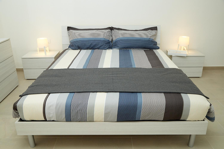 Bedroom 3, Scirocco Guest House, Brindisi