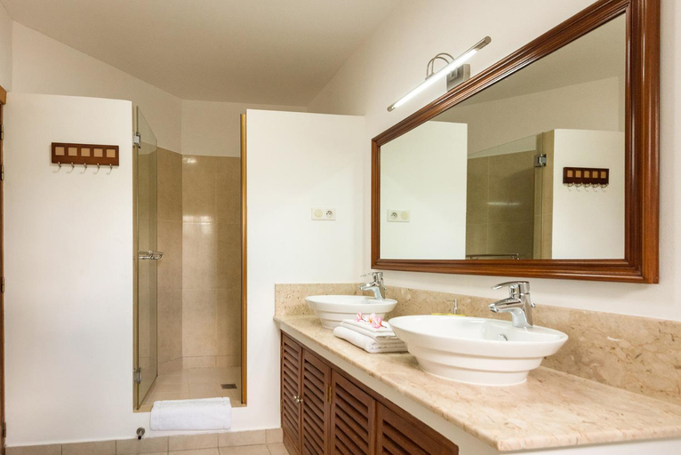 Bathroom 3, Maison D’hotes Coignet