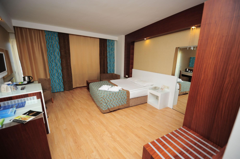 Bedroom 3, Sea World Resort & Spa, Manavgat