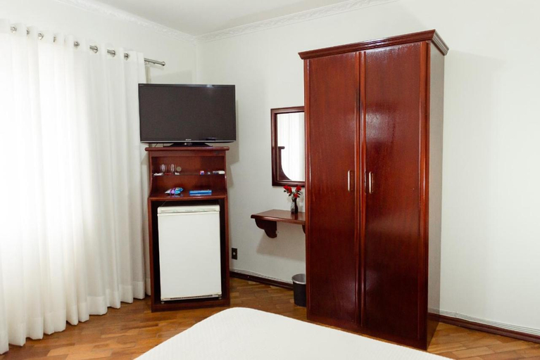 Bedroom 3, Castelar Novo Hotel, Varginha