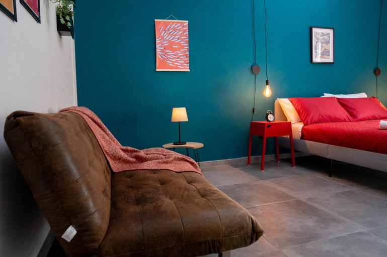 Others 3, B&B MilleCulure, Napoli
