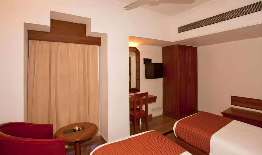 Bedroom, Hotel Maurya International, Chennai