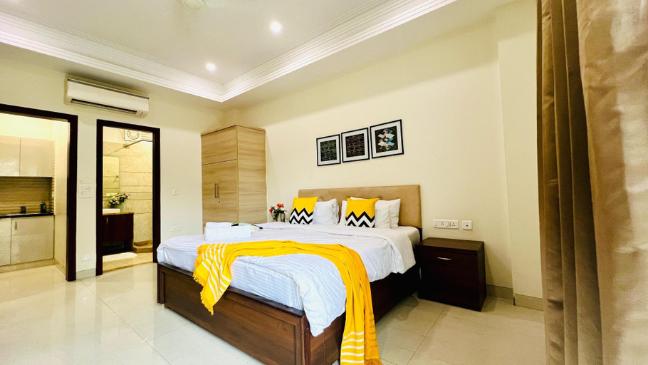 Bedroom 1, Gurgaon Apartments, Gurgaon