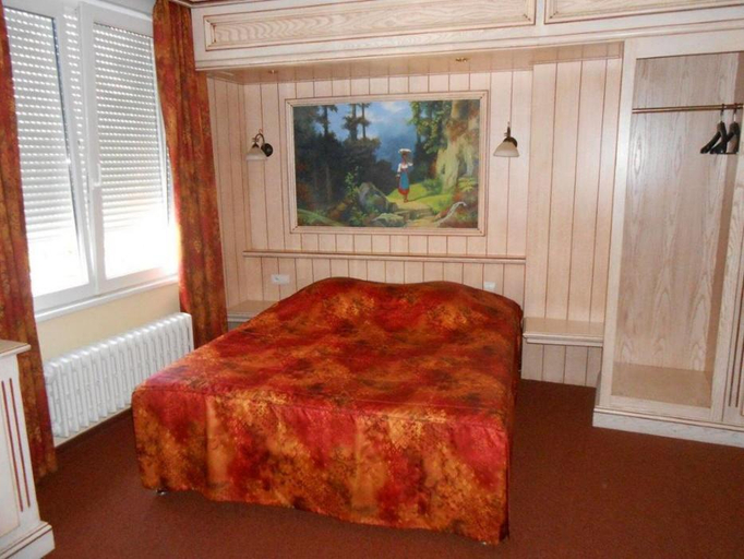Bedroom 4, Hotel Restaurant Le Bristol, Bas-Rhin