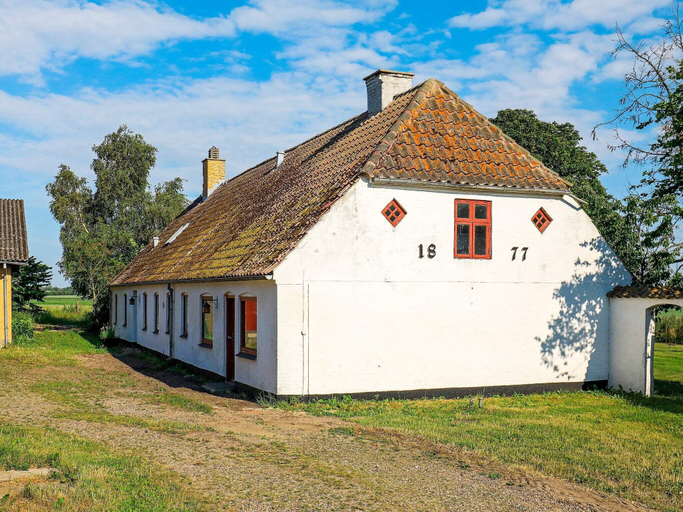Others 4, Rustic cottage with fireplace, Jammerbugt
