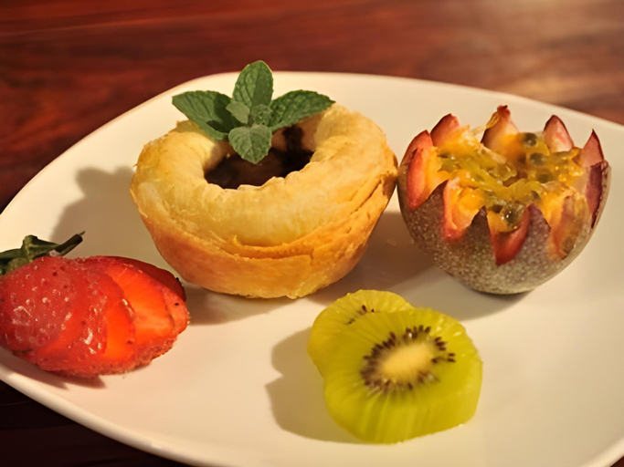 Food & Drinks 5, Bateleur Tented Safari Lodge and Bush Spa, Waterberg