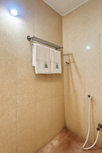 Bathroom 4, Comfort Park Inn (Unit of Prohotel), Chennai