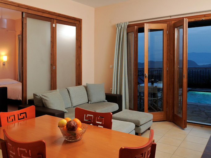 Facilities 4, Karayiannis Villas, Peloponnese
