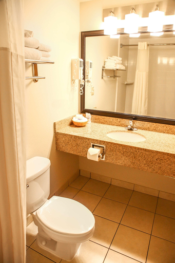 Bathroom 4, Best Western Hermiston Inn, Umatilla
