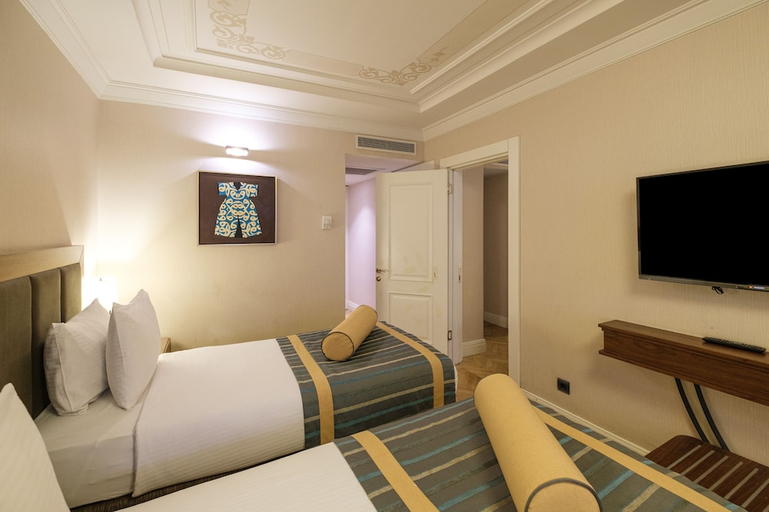 Bedroom 3, Golden Age Hotel, Beyoğlu
