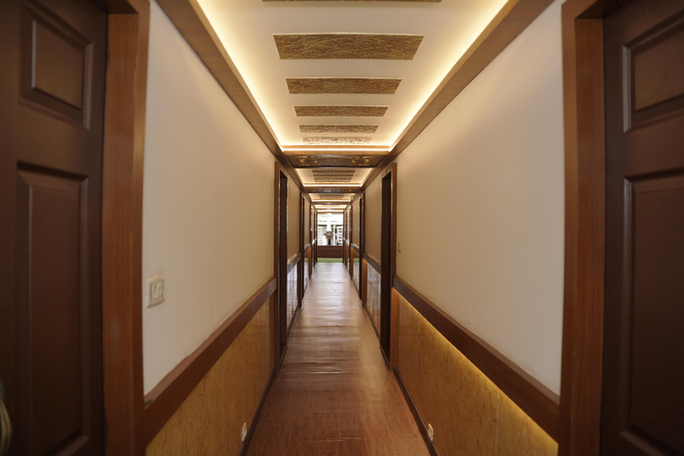 Public Area, Casino Luxury Houseboats, Alappuzha