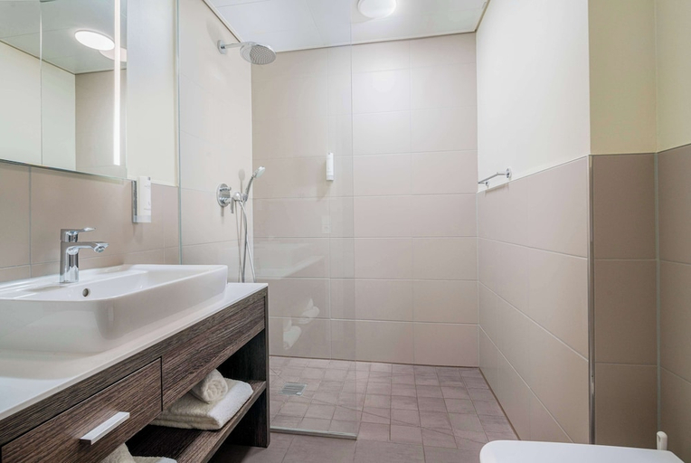 Bathroom 3, Best Western Hotel Airport Frankfurt, Frankfurt am Main