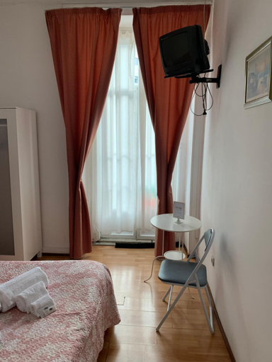 Bedroom 2, Residencia Whitelove, Lisbon