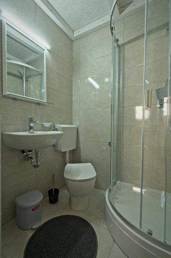 Bathroom 3, Apartments Drevi, Ljubljana