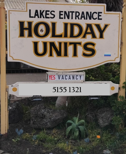 Others 2, Lakes Entrance Holiday Units, E. Gippsland - Bairnsdale