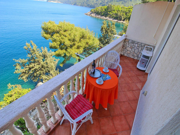 Others 4, Apartment near Sea beach in Sobra, Mljet