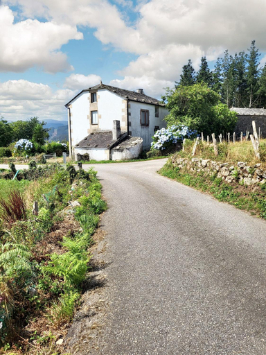 Others 4, Charming house in Ourol with mountain view, large garden., Lugo
