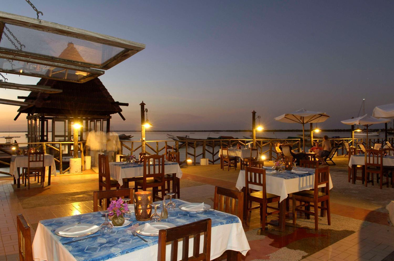 Food & Drinks 4, Hotel Kadiandoumagne, Ziguinchor