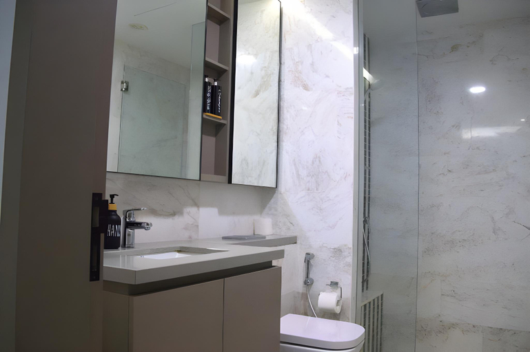 Bathroom 5, Eaton Residence KLCC, Kuala Lumpur