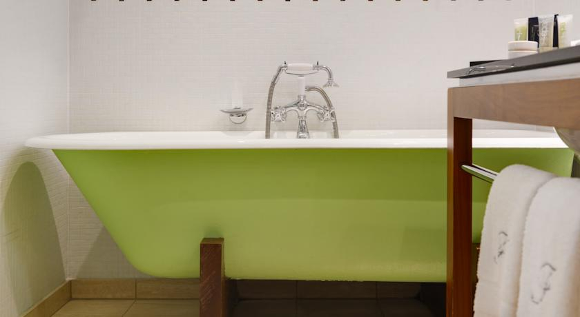 Bathroom 4, The Fitzwilliam Hotel, Dublin