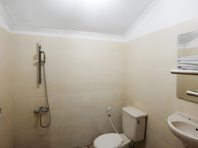 Bathroom 5, Hotel Galuh Anindita, Yogyakarta