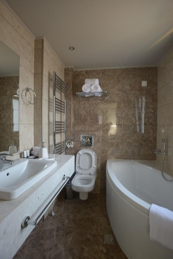 Bathroom 3, Theasis Hotel Paramythia, Epirus