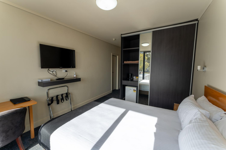 Bedroom 3, Mansfield Park Hotel, Adelaide