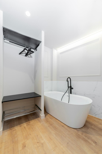 Bathroom 3, Ando apartments, Salamanca