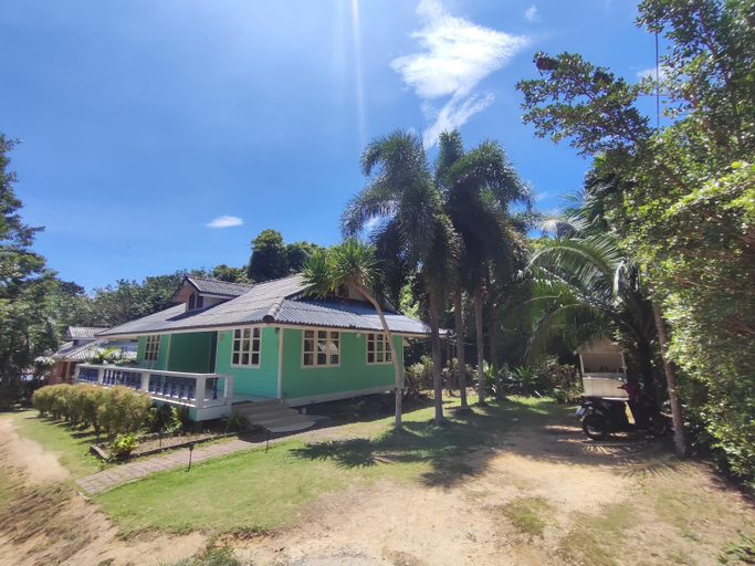 Others 4, Janzo House, K. Ko Kut
