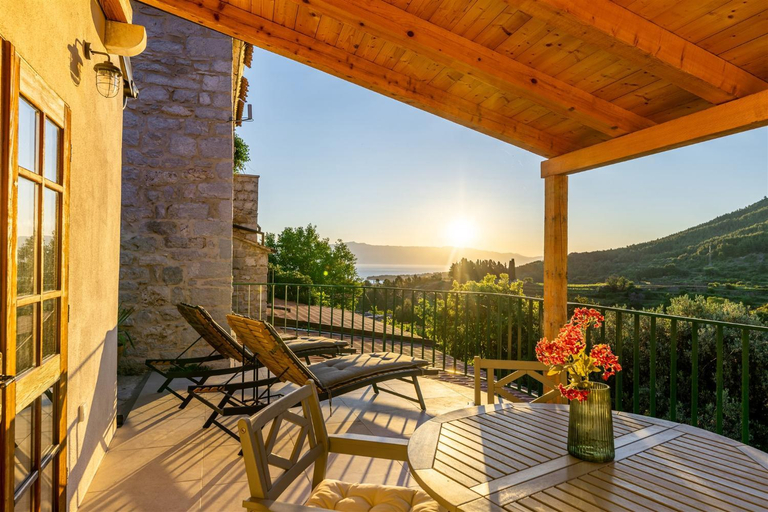 Others 3, Dvor Pitve Villas, Jelsa