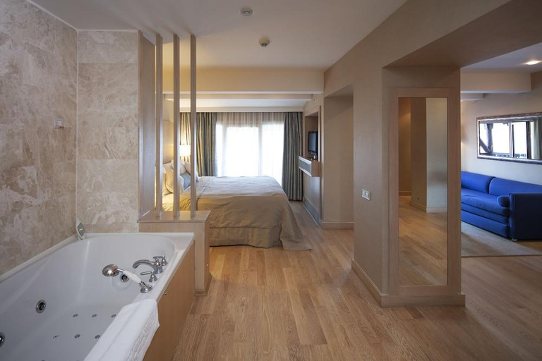 Bedroom 3, Marti Resort Deluxe Hotel, Marmaris