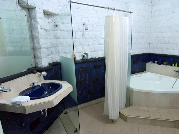 Bathroom 2, Dalem Agung Palagan 99 Hotel, Sleman