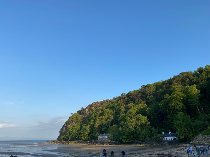 Others 4, Heddfan - Peaceful & Cozy En-suite Room 5 mins from Stunning Llanbedrog Beach, Gwynedd