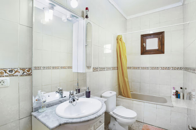 Bathroom 3, Casa La Cabaña, Las Palmas