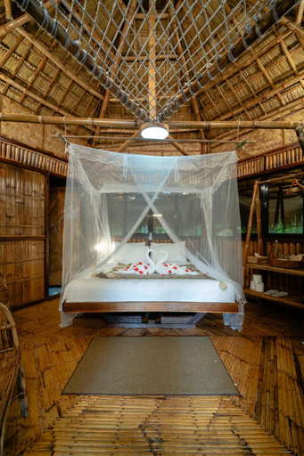 Bedroom, Inigtan Lio Bamboo Cottages, El Nido