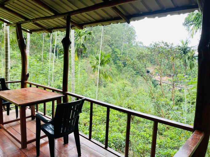 Others 5, Nine Arch Jungle Inn, Ella