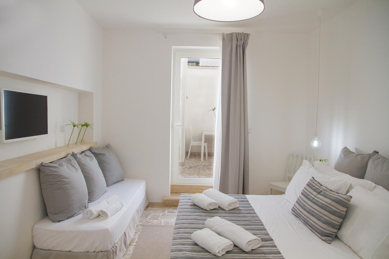 Others 2, Dimora Ausentum B&B, Lecce