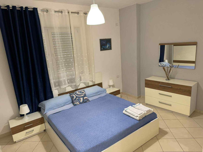 Bedroom 3, Marebello, Vlorës