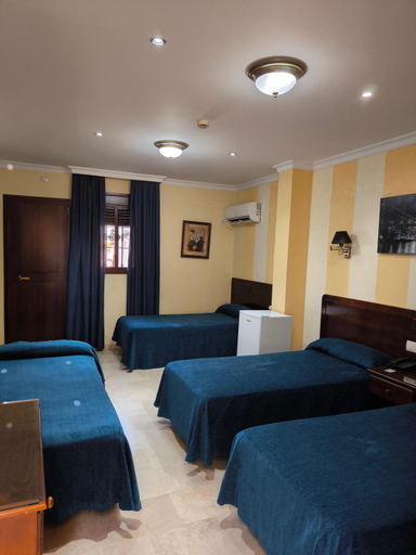 Bedroom 3, Nova Centro, Cádiz