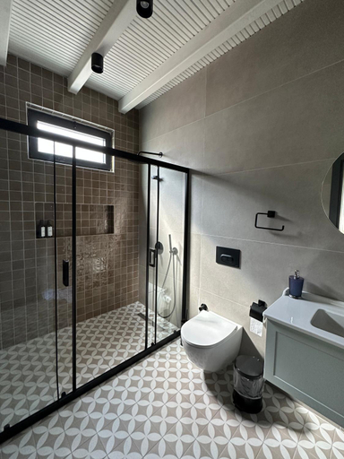 Bathroom 5, Azur Hotel, Kemer