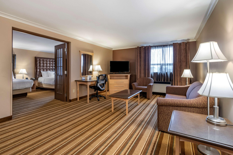 Bedroom 4, Best Western Marquis Inn & Suites, Division No. 15