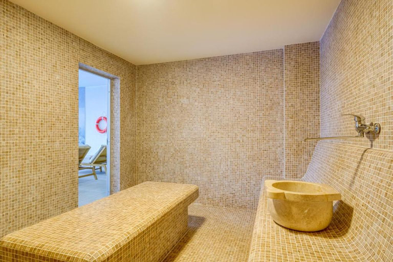 Bathroom, Greenwood Hotel, Batumi