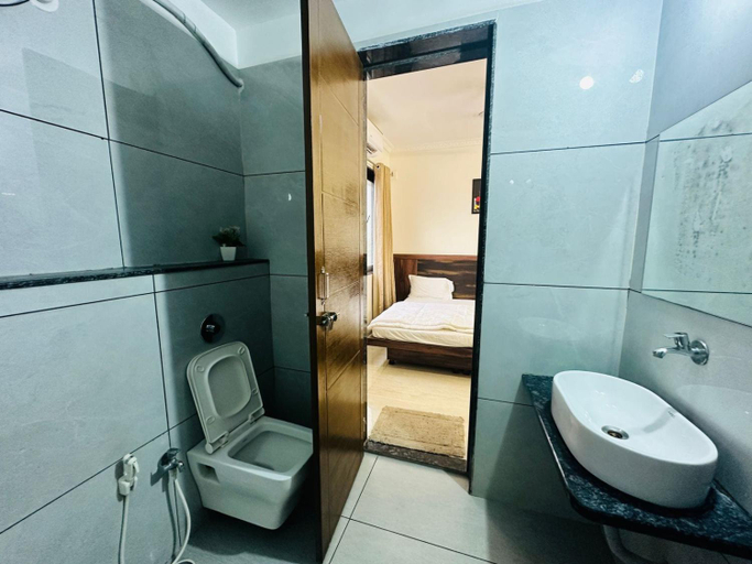 Bathroom 2, Hotel Shree Sai, Ahmadnagar